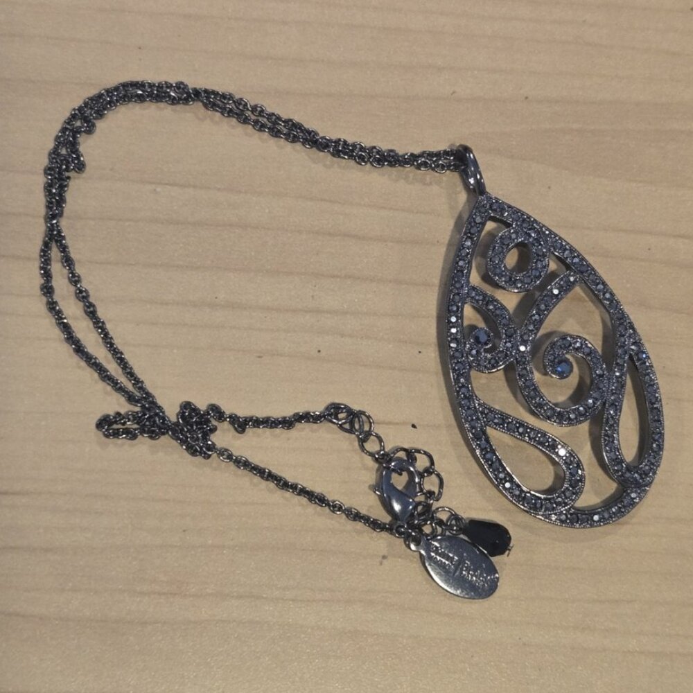 White House Black Market Signed Gunmetal Black Rhinestone Pendant Necklace